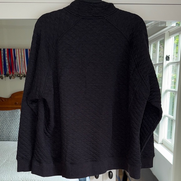 Eddie Bauer Charcoal Quilted Men's Crewneck Sweater - Picture 6 of 7